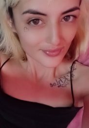 Petite Tiffany – Special Running -> R600 – 30 minute – Fullhouse Gfe