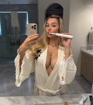 Amelia